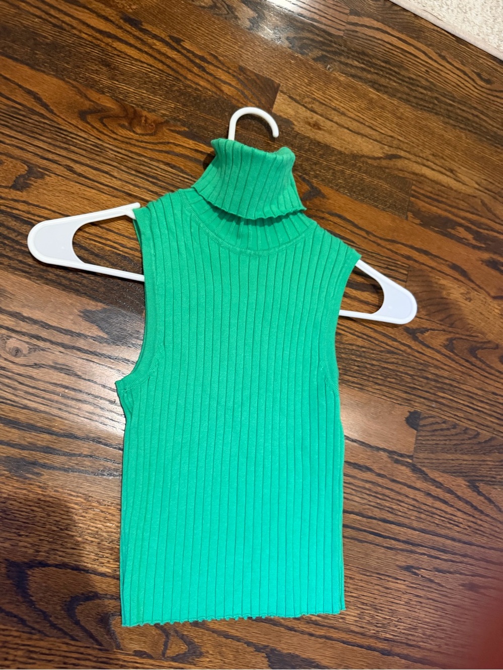 Zara Sleeveless Ribbed Turtleneck Tank - Bright Green